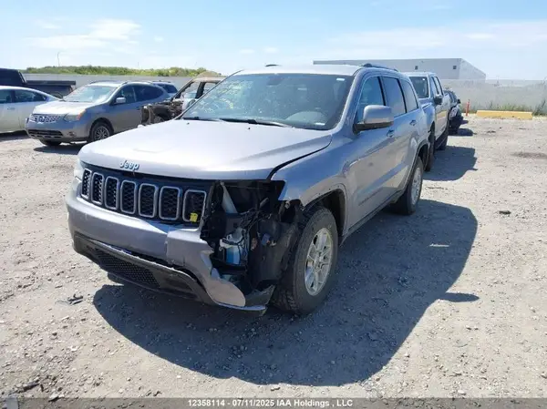 1C4RJFAG0JC177053 2018 JEEP GRAND CHEROKEE - Image 2