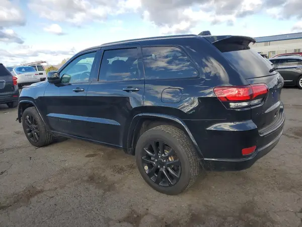 1C4RJFAG0JC227966 2018 JEEP GRAND CHEROKEE - Image 2