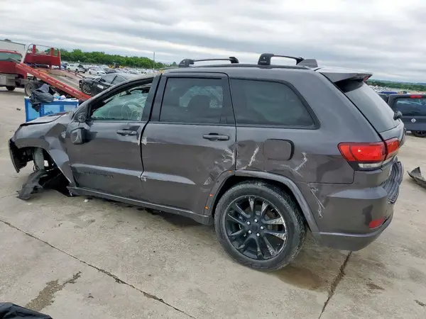 1C4RJFAG0JC250082 2018 JEEP GRAND CHEROKEE - Image 2