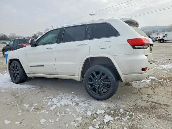 1C4RJFAG0JC267125 2018 JEEP GRAND CHEROKEE - Image 2