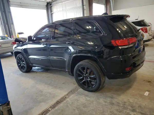 1C4RJFAG0JC286614 2018 JEEP GRAND CHEROKEE - Image 2
