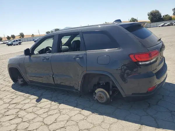 1C4RJFAG0JC296690 2018 JEEP GRAND CHEROKEE - Image 2