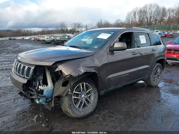 1C4RJFAG0JC304111 2018 JEEP GRAND CHEROKEE - Image 2