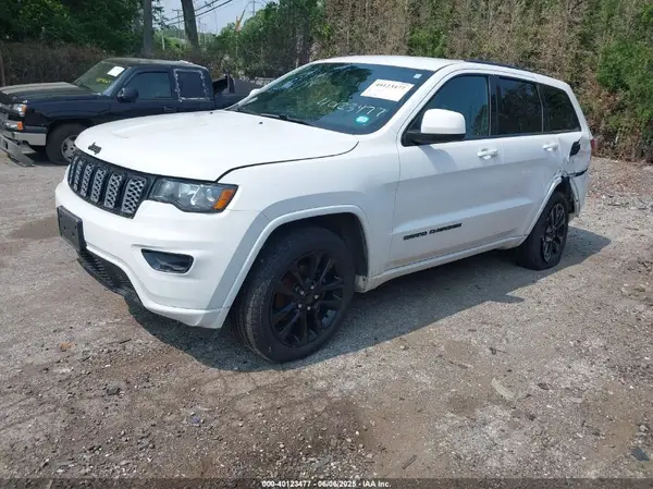 1C4RJFAG0JC348402 2018 JEEP GRAND CHEROKEE - Image 2