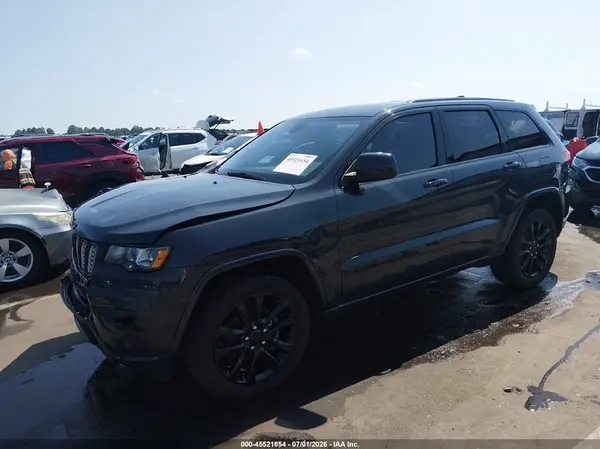 1C4RJFAG0JC421123 2018 JEEP GRAND CHEROKEE - Image 2