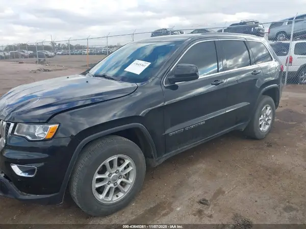 1C4RJFAG0JC438732 2018 JEEP GRAND CHEROKEE - Image 2
