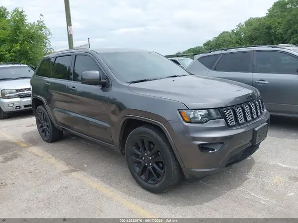 1C4RJFAG0JC458849 2018 JEEP GRAND CHEROKEE - Image 1
