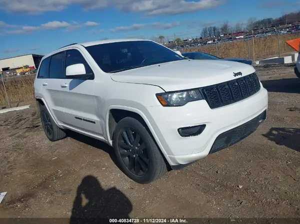 1C4RJFAG0JC468829 2018 JEEP GRAND CHEROKEE - Image 1