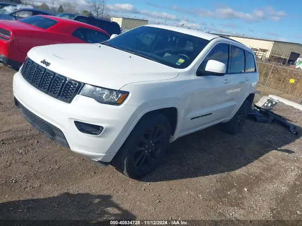 1C4RJFAG0JC468829 2018 JEEP GRAND CHEROKEE - Image 2
