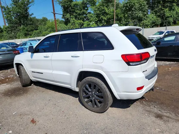 1C4RJFAG0JC491866 2018 JEEP GRAND CHEROKEE - Image 2