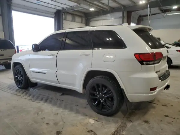 1C4RJFAG0JC502137 2018 JEEP GRAND CHEROKEE - Image 2