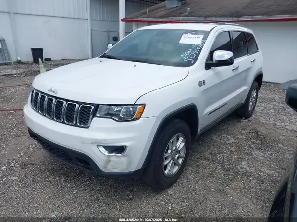 1C4RJFAG0KC527864 2019 JEEP GRAND CHEROKEE - Image 2