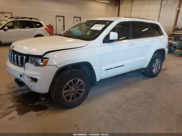 1C4RJFAG0KC528495 2019 JEEP GRAND CHEROKEE - Image 2