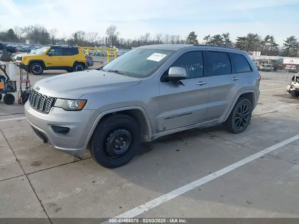 1C4RJFAG0KC617824 2019 JEEP GRAND CHEROKEE - Image 2