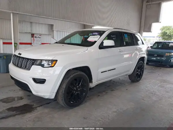 1C4RJFAG0KC636213 2019 JEEP GRAND CHEROKEE - Image 2