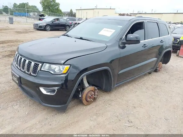 1C4RJFAG0KC687758 2019 JEEP GRAND CHEROKEE - Image 2