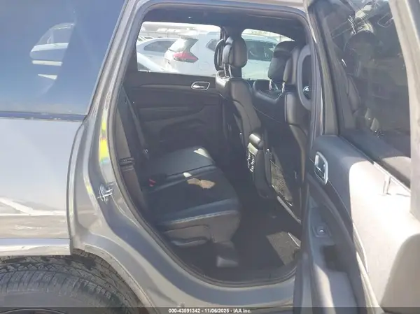 1C4RJFAG0KC729555 2019 JEEP GRAND CHEROKEE - Image 8