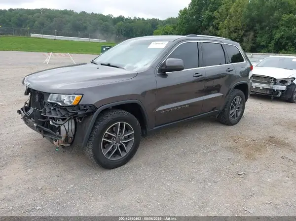 1C4RJFAG0KC736635 2019 JEEP GRAND CHEROKEE - Image 2