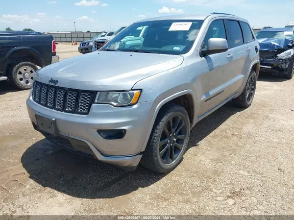 1C4RJFAG0KC801483 2019 JEEP GRAND CHEROKEE - Image 2