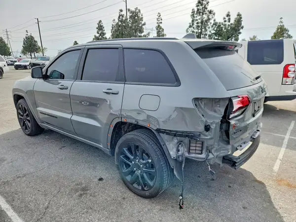 1C4RJFAG0LC178996 2020 JEEP GRAND CHEROKEE - Image 2
