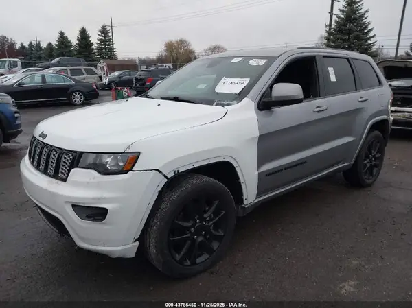 1C4RJFAG0LC197046 2020 JEEP GRAND CHEROKEE - Image 2