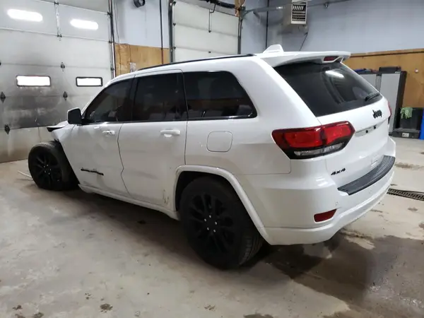 1C4RJFAG0LC421173 2020 JEEP GRAND CHEROKEE - Image 2