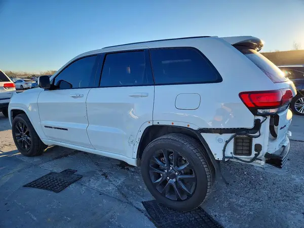 1C4RJFAG0LC425997 2020 JEEP GRAND CHEROKEE - Image 2