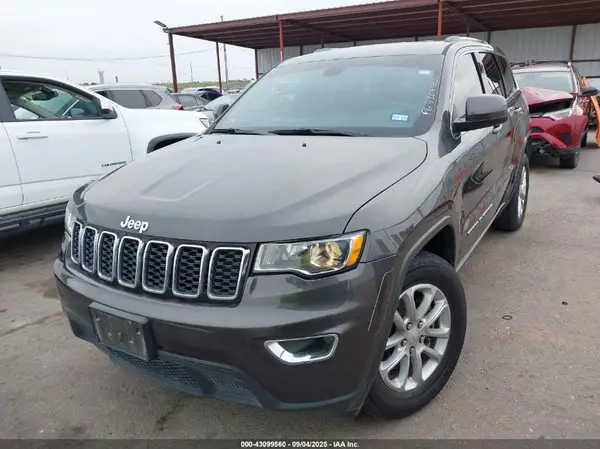 1C4RJFAG0MC678108 2021 JEEP GRAND CHEROKEE - Image 2