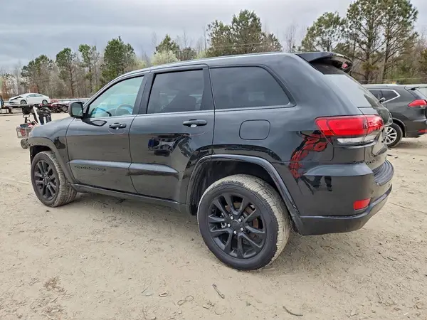 1C4RJFAG0MC889406 2021 JEEP GRAND CHEROKEE - Image 2