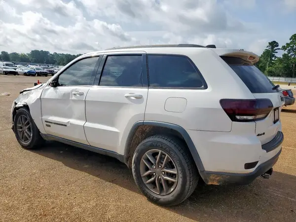 1C4RJFAG1GC463194 2016 JEEP GRAND CHEROKEE - Image 2