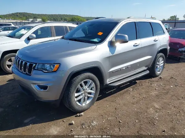1C4RJFAG1HC683842 2017 JEEP GRAND CHEROKEE - Image 2
