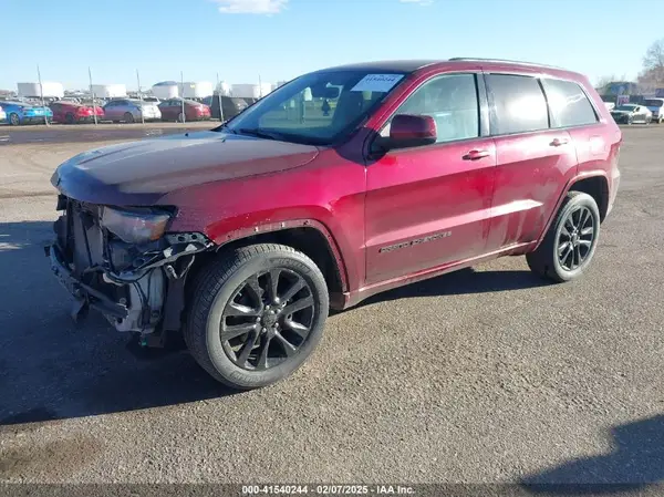 1C4RJFAG1HC704253 2017 JEEP GRAND CHEROKEE - Image 2