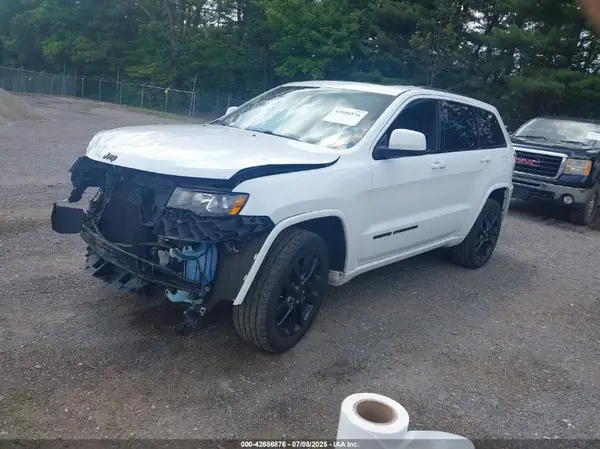 1C4RJFAG1HC746423 2017 JEEP GRAND CHEROKEE - Image 2
