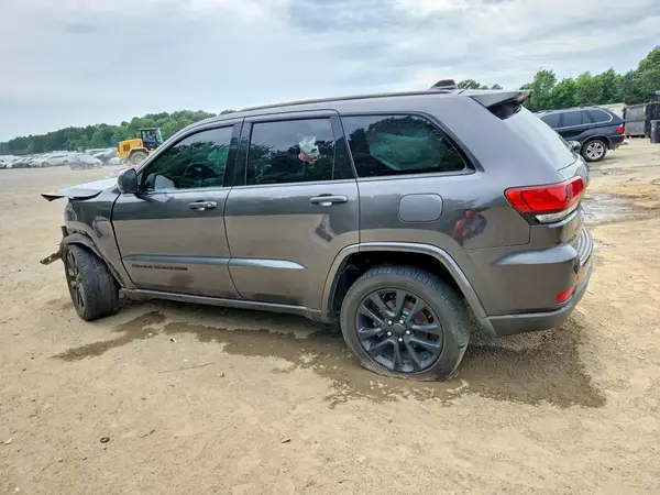 1C4RJFAG1HC767739 2017 JEEP GRAND CHEROKEE - Image 2