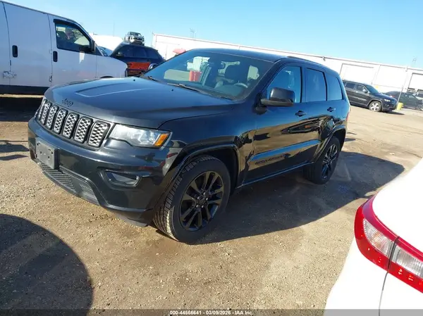 1C4RJFAG1HC768079 2017 JEEP GRAND CHEROKEE - Image 2