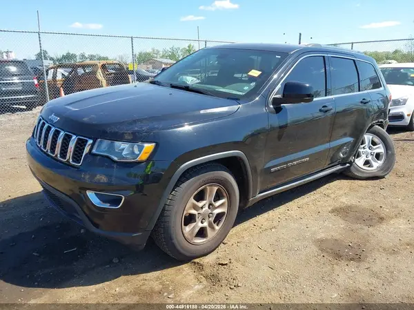 1C4RJFAG1HC768874 2017 JEEP GRAND CHEROKEE - Image 2