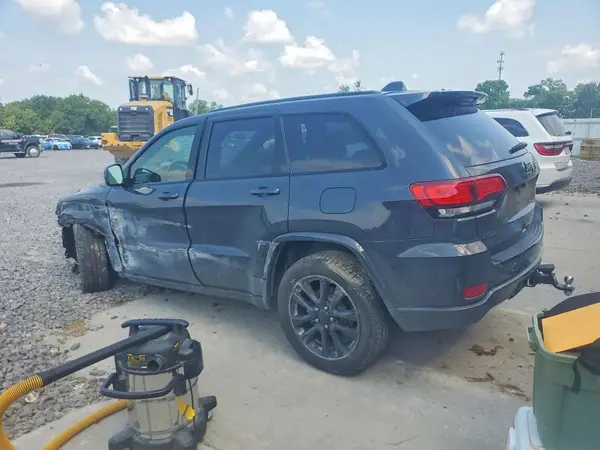1C4RJFAG1HC786095 2017 JEEP GRAND CHEROKEE - Image 2