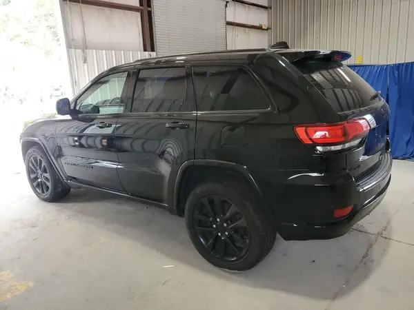 1C4RJFAG1HC805423 2017 JEEP GRAND CHEROKEE - Image 2