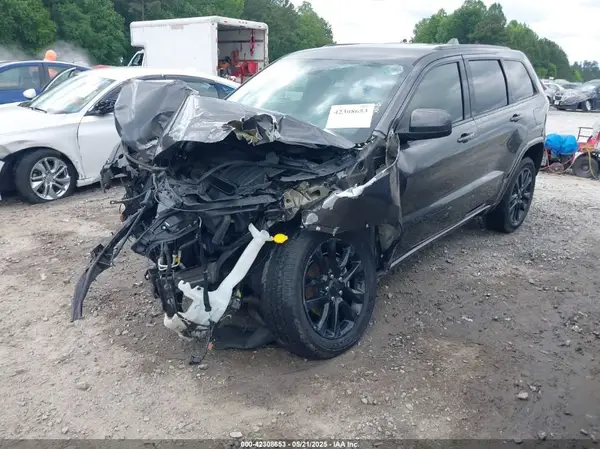 1C4RJFAG1HC866674 2017 JEEP GRAND CHEROKEE - Image 2