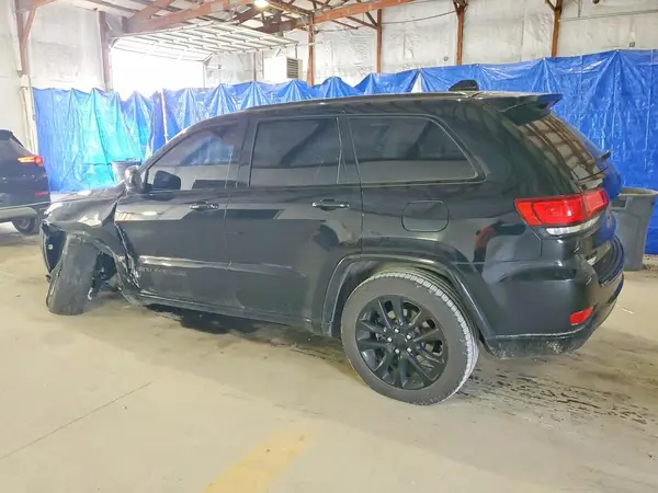 1C4RJFAG1HC885838 2017 JEEP GRAND CHEROKEE - Image 2