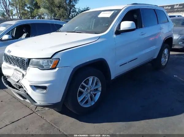 1C4RJFAG1HC886388 2017 JEEP GRAND CHEROKEE - Image 2