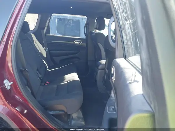 1C4RJFAG1HC889954 2017 JEEP GRAND CHEROKEE - Image 8