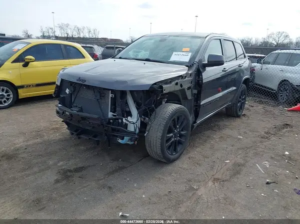1C4RJFAG1HC904078 2017 JEEP GRAND CHEROKEE - Image 2