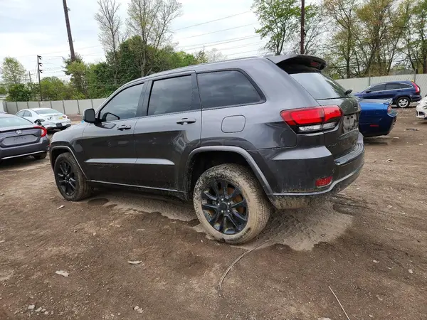 1C4RJFAG1HC924847 2017 JEEP GRAND CHEROKEE - Image 2