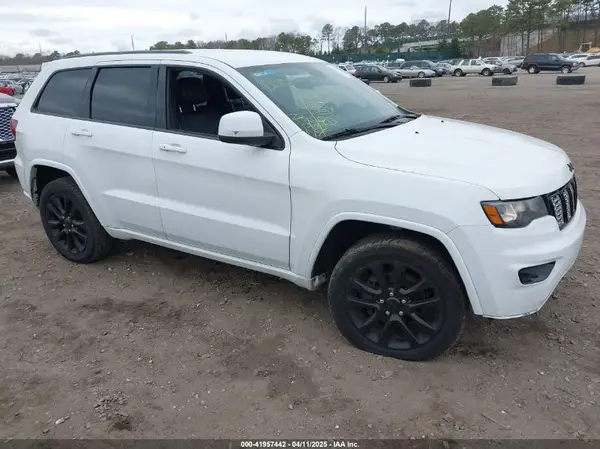 1C4RJFAG1HC929692 2017 JEEP GRAND CHEROKEE - Image 1