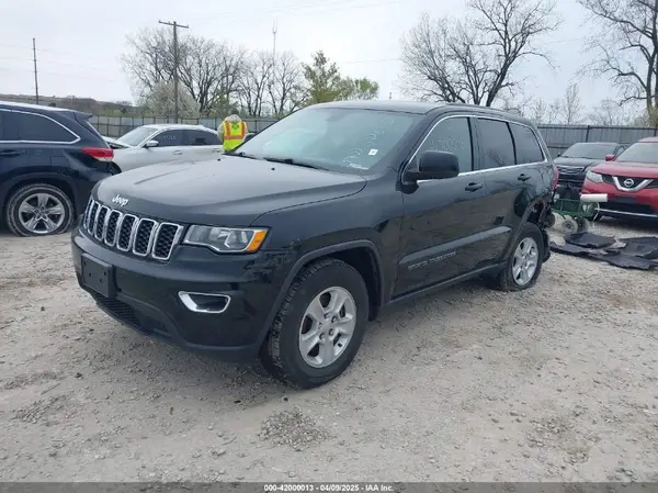 1C4RJFAG1HC962725 2017 JEEP GRAND CHEROKEE - Image 2