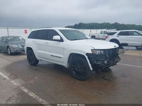 1C4RJFAG1JC104385 2018 JEEP GRAND CHEROKEE - Image 1