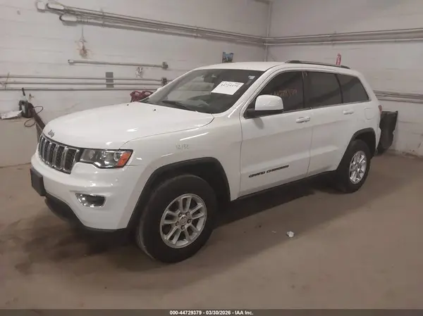 1C4RJFAG1JC107318 2018 JEEP GRAND CHEROKEE - Image 2