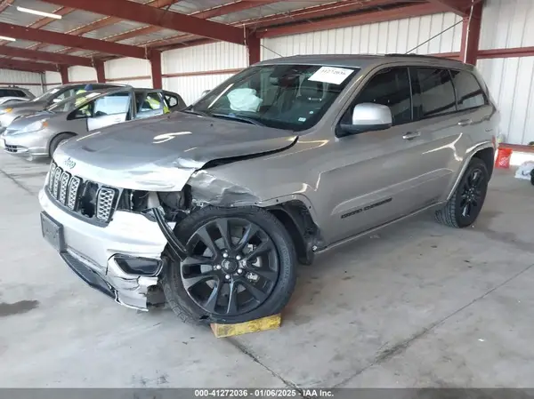1C4RJFAG1JC121154 2018 JEEP GRAND CHEROKEE - Image 2
