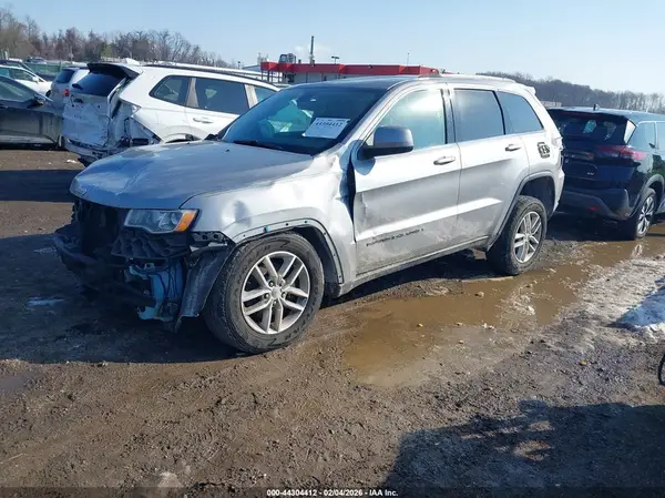 1C4RJFAG1JC122885 2018 JEEP GRAND CHEROKEE - Image 2